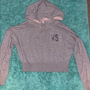 VICTORIA SECRET CROPPED SWEATSHIRT